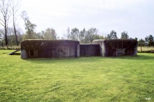 Ligne Maginot - B392 - THUN (PDS) - (Blockhaus pour arme infanterie) - 