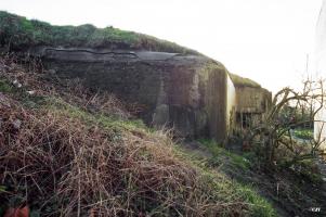 Ligne Maginot - CIMETIERE D'ESCAUPONT OUEST - C11 - (Casemate d'infanterie) - 