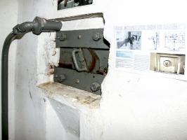 Ligne Maginot - CIMETIERE DU MONT DES BRUYERES - C2 - (Casemate d'infanterie) - 