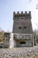 Ligne Maginot - B421 - FOSSE DU SARTEAU - TOUR CARREE - (Blockhaus pour canon) - Vue de l'arrière du blockhaus