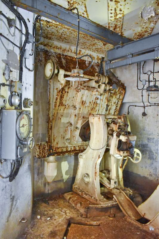 Ligne Maginot - SIMSERHOF - (Ouvrage d'artillerie) - Bloc 4
Obusier 135mm