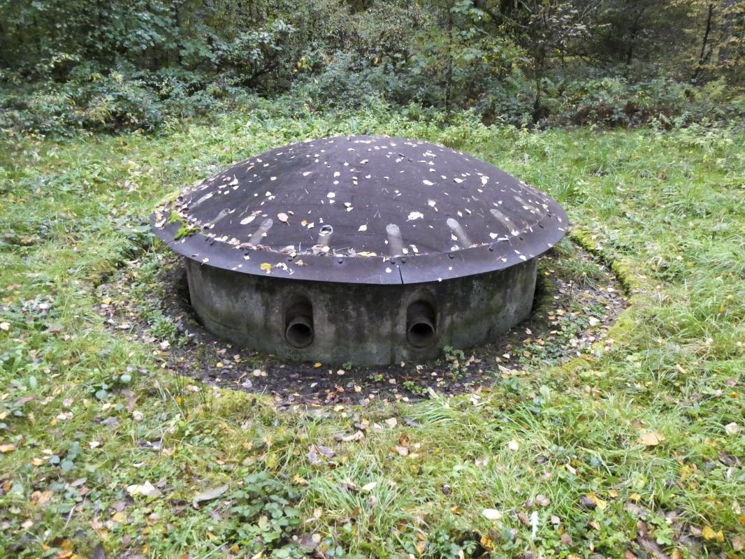 Ligne Maginot - SIMSERHOF - (Ouvrage d'artillerie) - Bloc 7
Tourelle 135mm