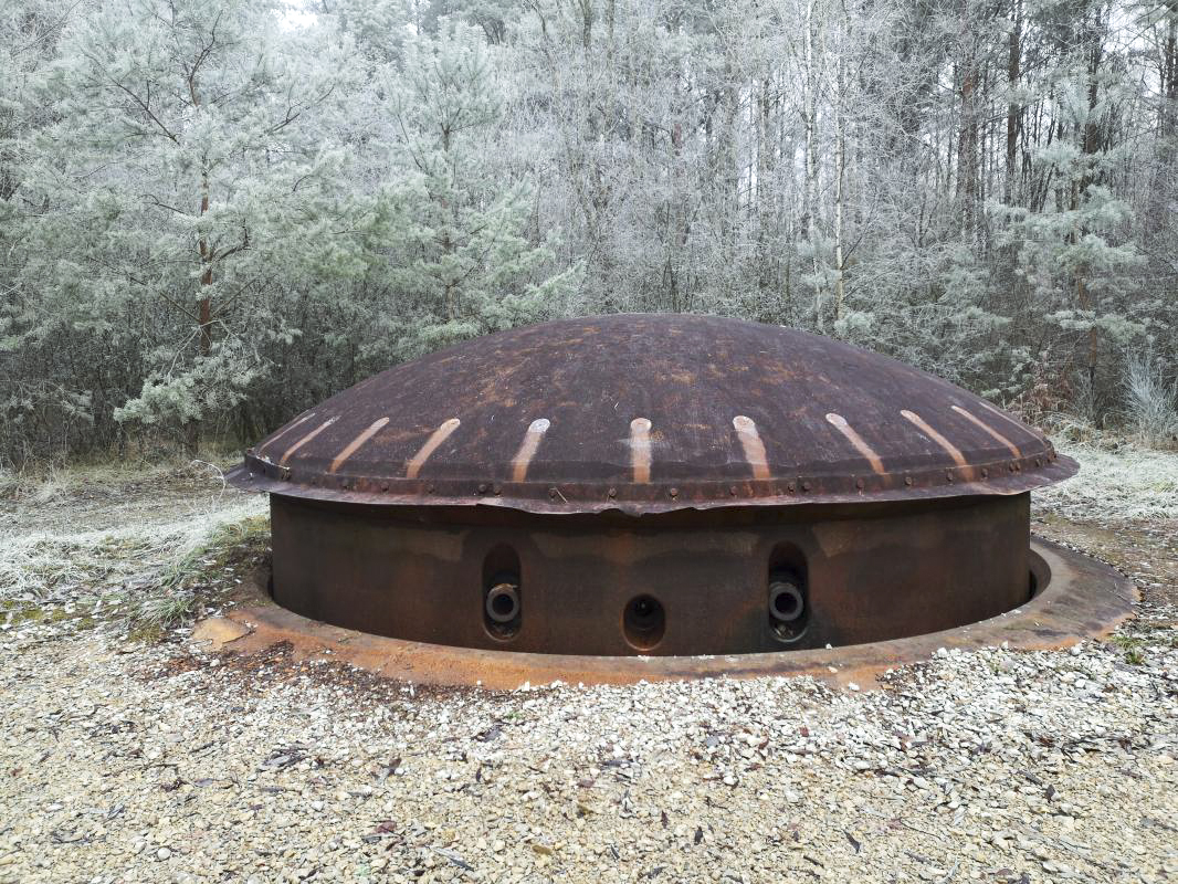 Ligne Maginot - SIMSERHOF - (Ouvrage d'artillerie) - Bloc 8
Tourelle à éclipse de 75mm