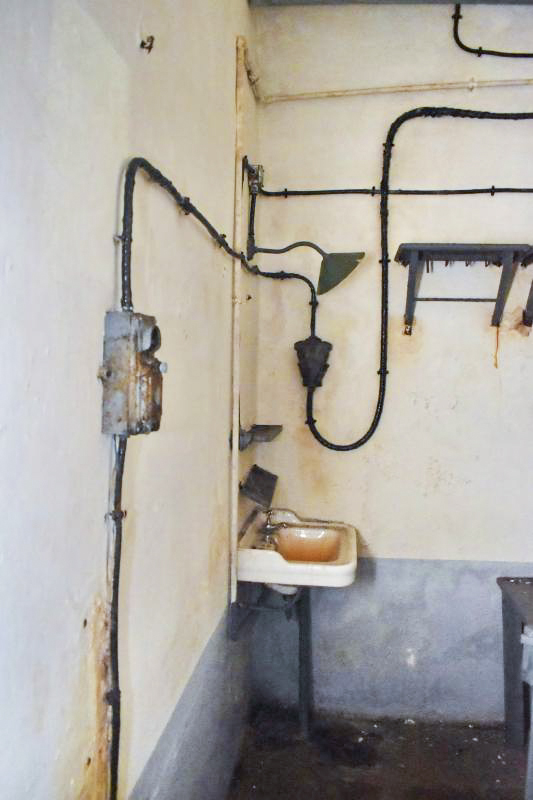Ligne Maginot - SIMSERHOF - (Ouvrage d'artillerie) - PC
Chambre officier