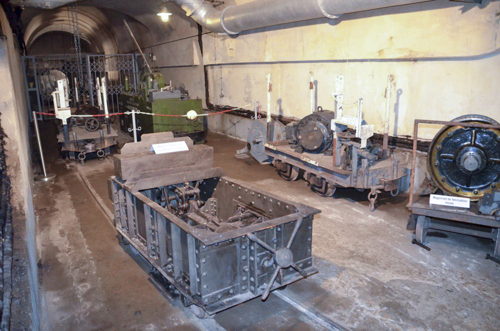 Ligne Maginot - SIMSERHOF - (Ouvrage d'artillerie) - Wagonnet frein servant à freiner les convois en cas de rupture d'attelage sur le plan incliné