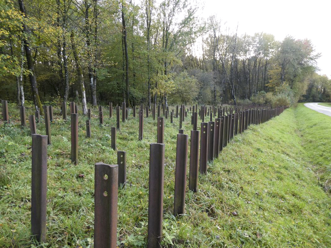 Ligne Maginot - SIMSERHOF - (Ouvrage d'artillerie) - Réseau de rails antichar