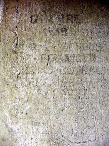 Ligne Maginot - JUDENHOF 3 - (Blockhaus pour arme infanterie) - Inscriptions
' Guerre 1939 ' et les noms des soldats qui ont occupé le blockhaus - Christian LENHARD