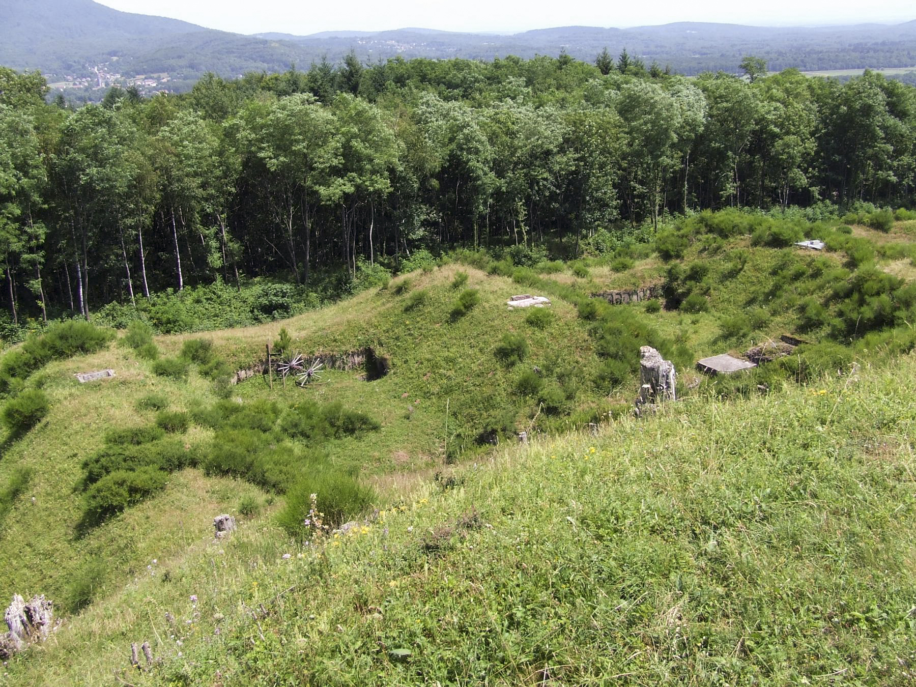 Ligne Maginot - FORT DE GIROMAGNY - (Position d'artillerie préparée) - Les plateformes d'artillerie