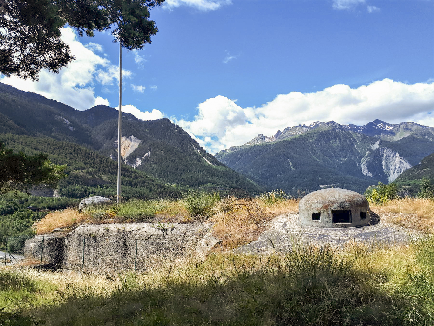 Ligne Maginot - SAINT GOBAIN - (Ouvrage d'infanterie) - Bloc 2
Les cloches JM et GFM