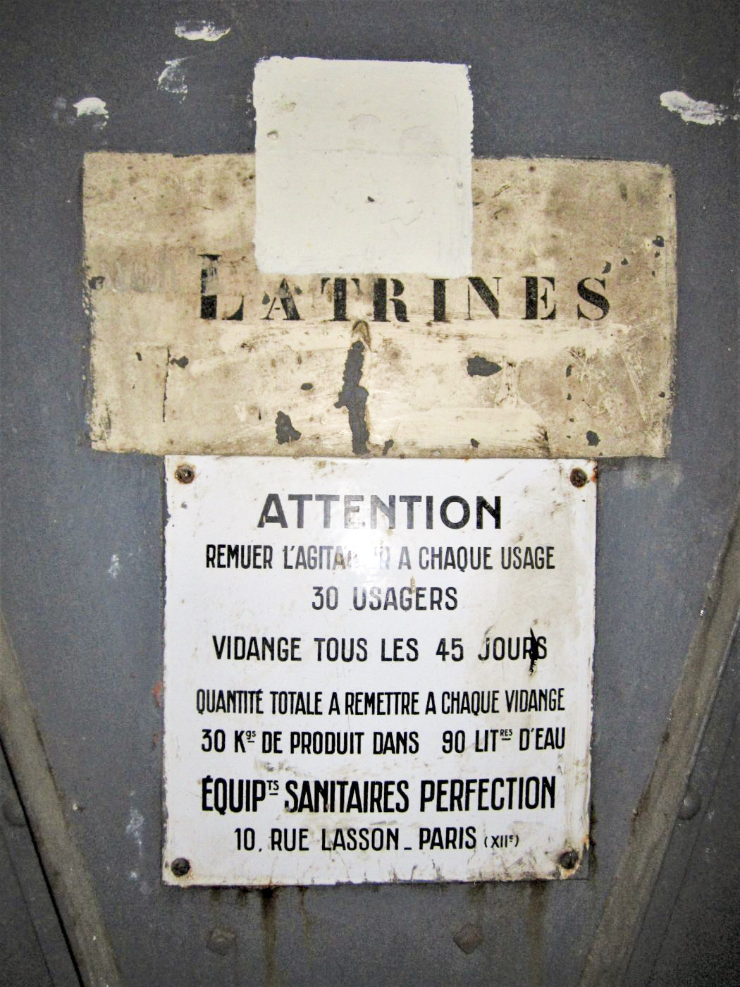 Ligne Maginot - SAINT GOBAIN - (Ouvrage d'infanterie) - Bloc 2
Etage inférieur
Latrines