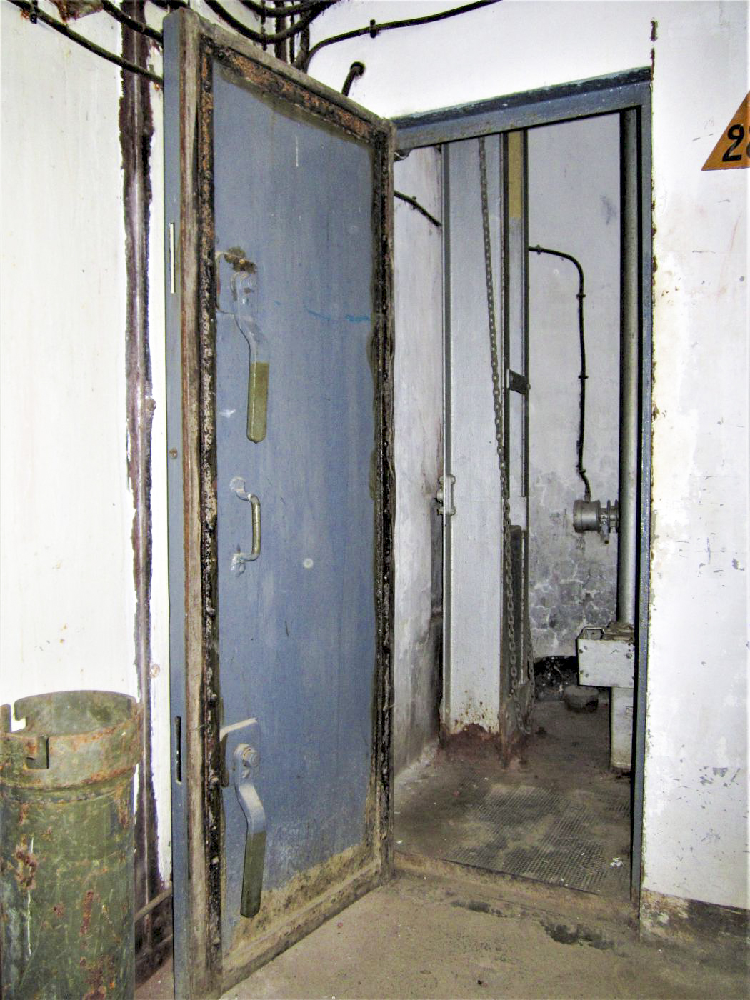 Ligne Maginot - SAINT GOBAIN - (Ouvrage d'infanterie) - Bloc 3
Porte étanche de la cloche GFM/J2
