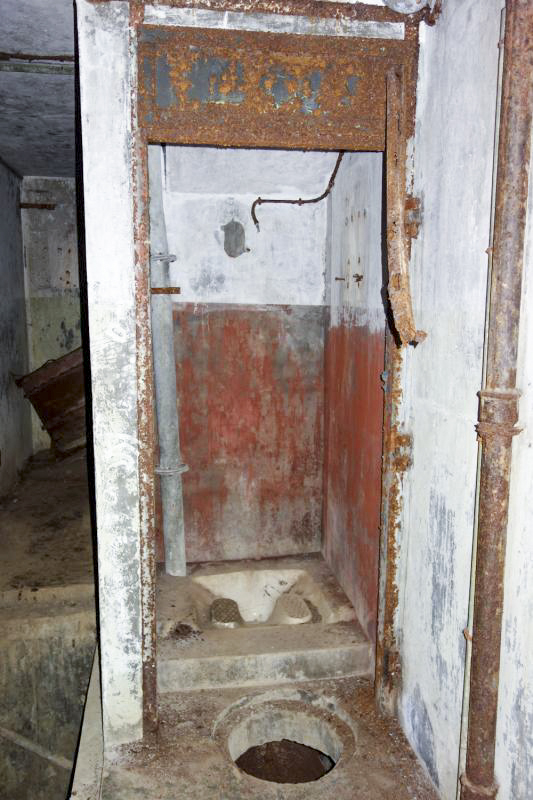 Ligne Maginot - SEELBERG EST - (Casemate d'infanterie) - Les toilettes 