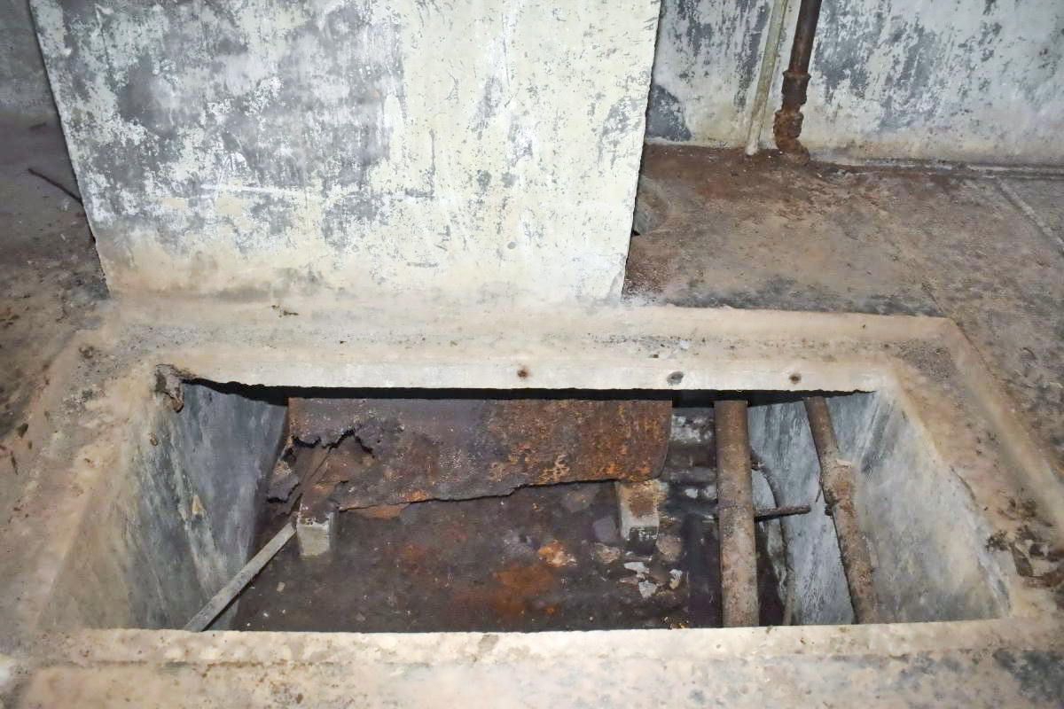 Ligne Maginot - SEELBERG EST - (Casemate d'infanterie) - Cuve des toilettes - Daniel Froehly