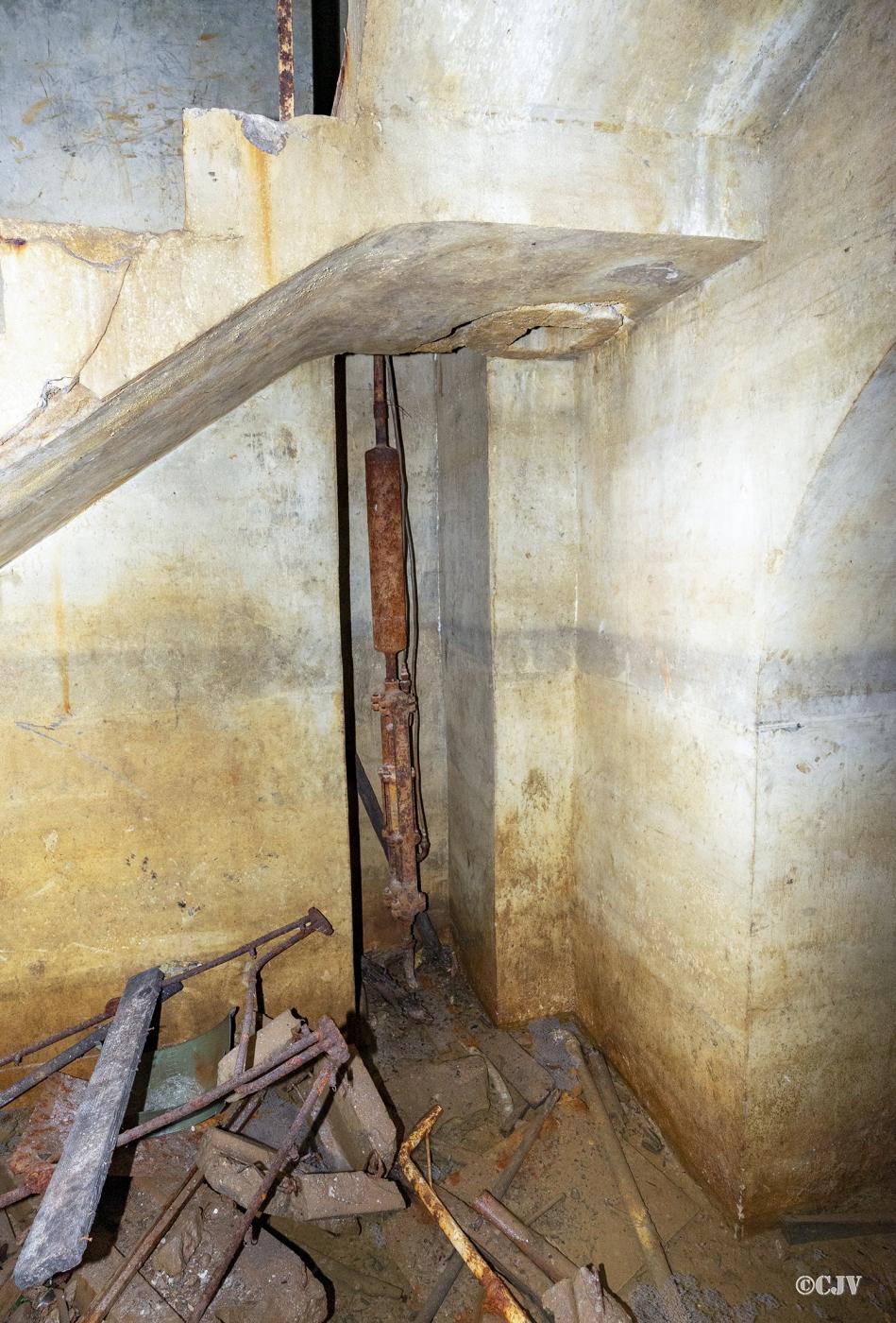 Ligne Maginot - SEELBERG EST - (Casemate d'infanterie) - Le puits et son forage