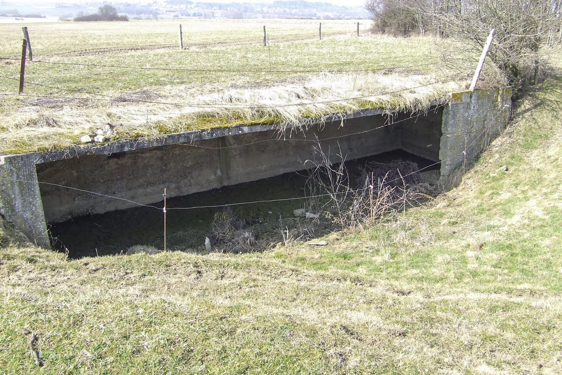 Ligne Maginot - SINNERSBERG OUEST - (Casemate d'infanterie) - La boîte à sable en béton pour l'entrainement au tir