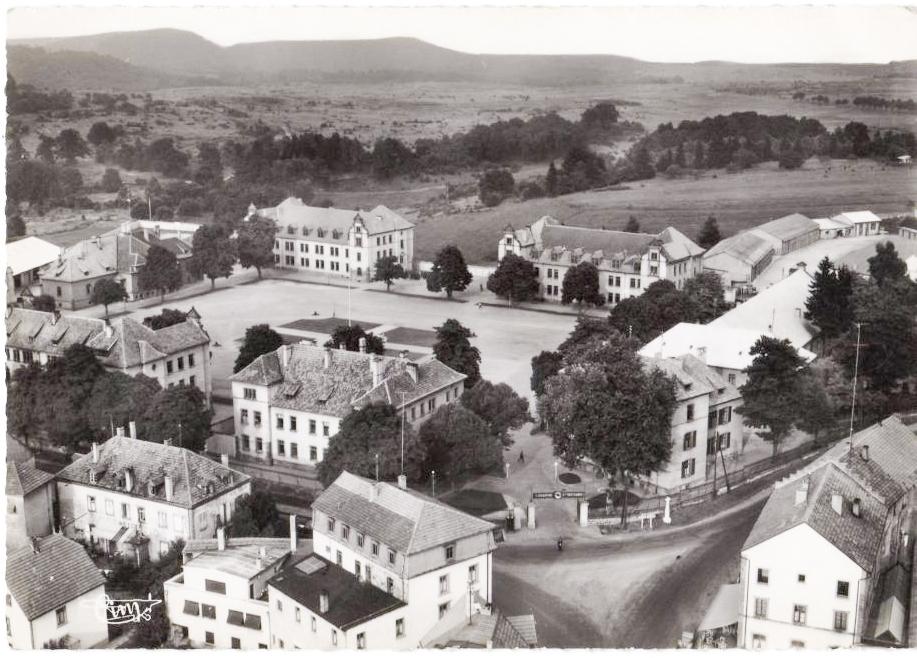 Ligne Maginot - CASERNE TEYSSIER - 37°RIF - (Camp de sureté) - Carte postale