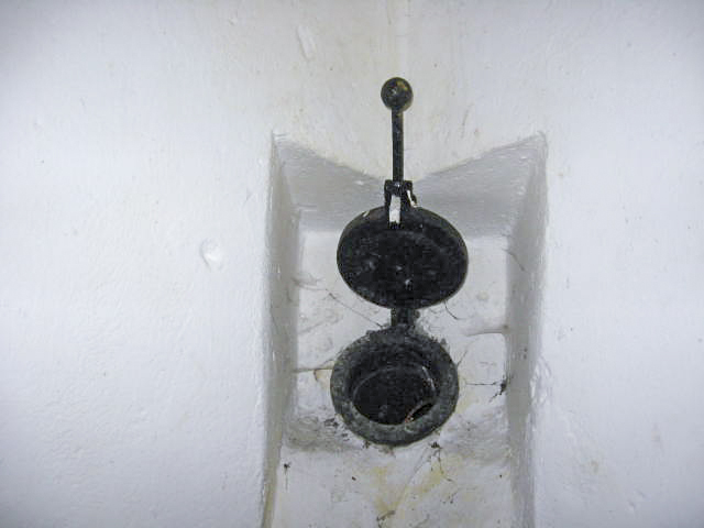 Ligne Maginot - HASPELSCHIEDT 3 (AVANT POSTE) - (Blockhaus pour arme infanterie) - Goulotte lance grenades