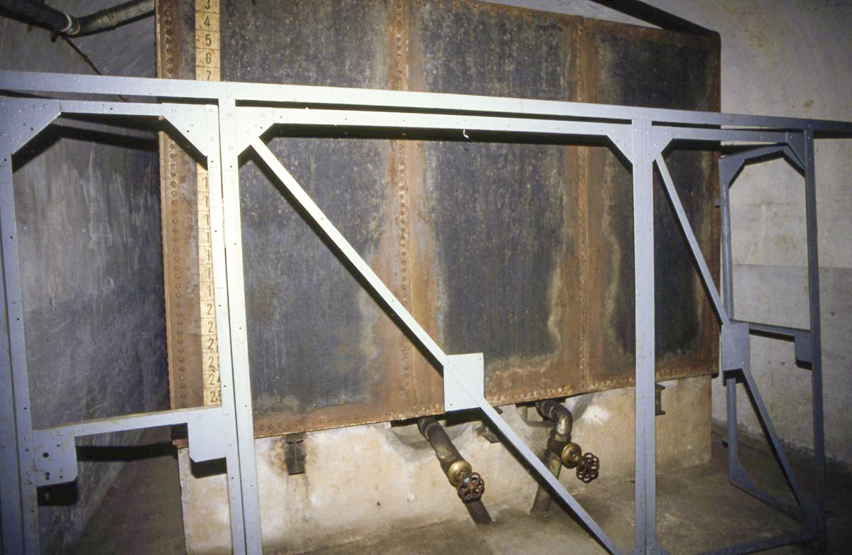 Ligne Maginot - LEGERET - (Abri) - Réservoir d'eau