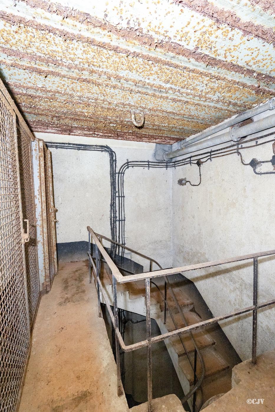 Ligne Maginot - HAUT POIRIER - (Ouvrage d'infanterie) - Bloc 2
L'escalier