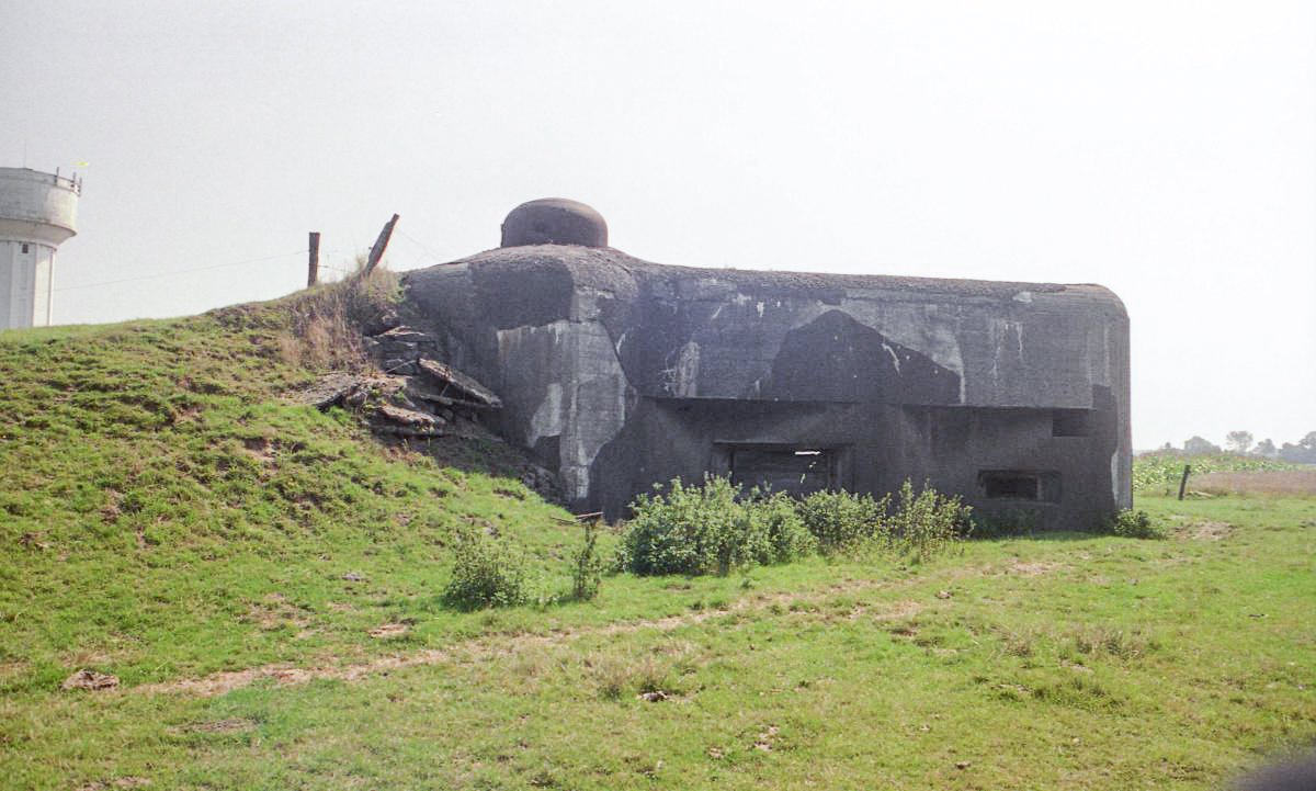 Ligne Maginot - A22 - TRINQUETTE - (Casemate d'infanterie) - 
