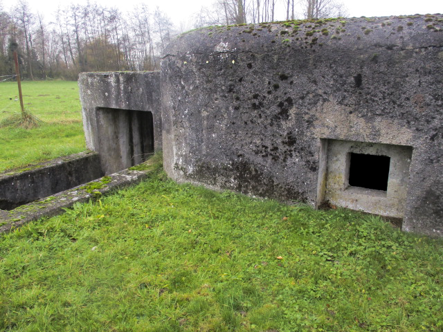 Ligne Maginot - B392 - THUN (PDS) - (Blockhaus pour arme infanterie) - 
