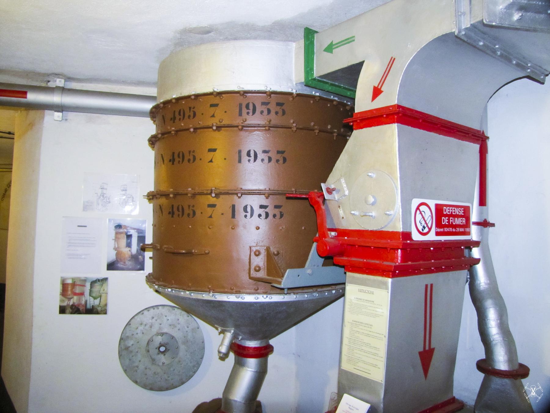 Ligne Maginot - CIMETIERE DU MONT DES BRUYERES - C2 - (Casemate d'infanterie) -  - VERMEULEN Vincent