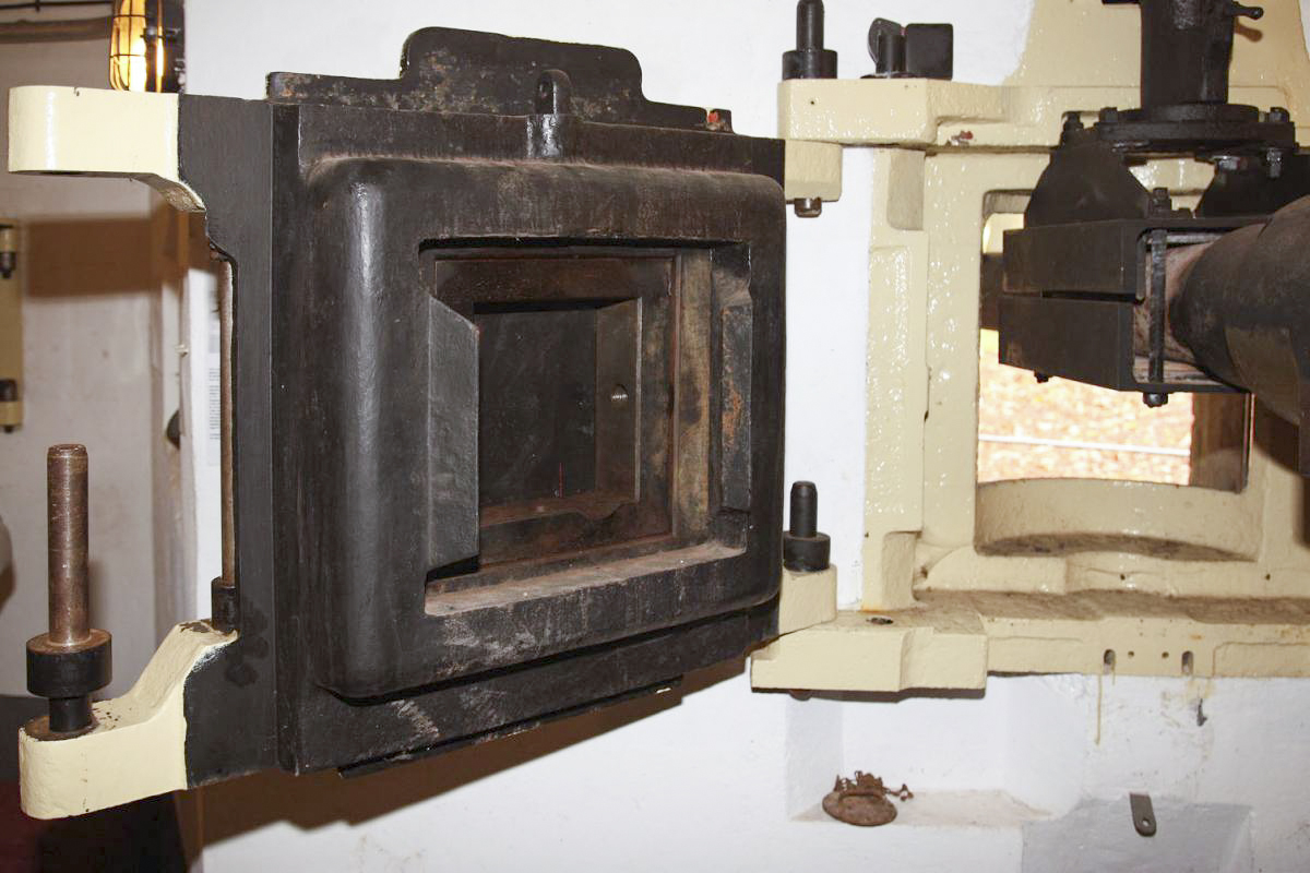 Ligne Maginot - CIMETIERE DU MONT DES BRUYERES - C2 - (Casemate d'infanterie) - 
