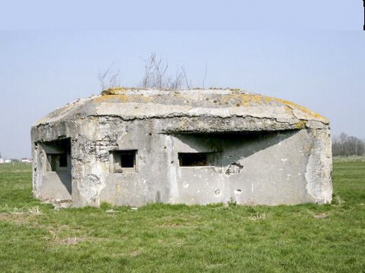 Ligne Maginot - B403 - HAUTERIVE EST - (Blockhaus pour canon) - 