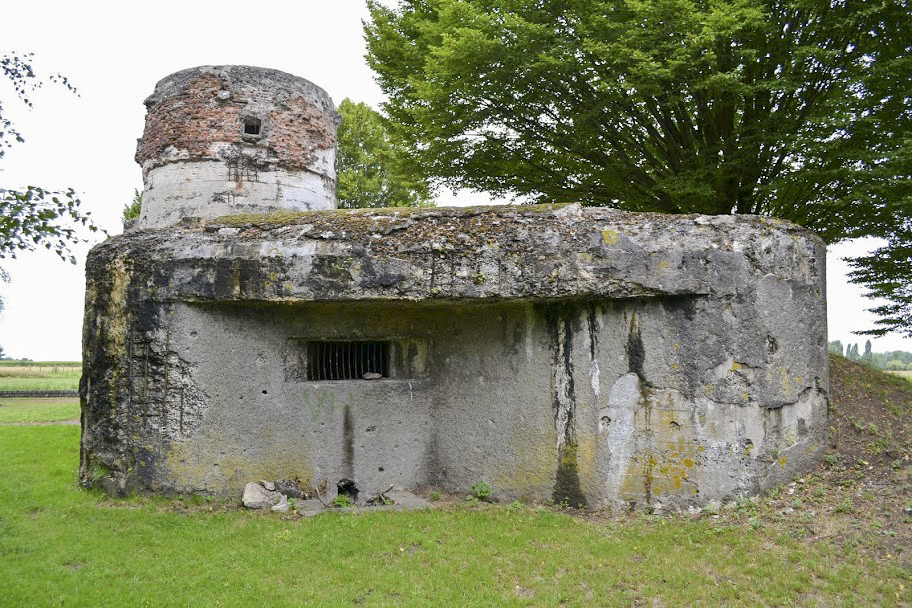 Ligne Maginot - B415 - TOUR DU MOULIN - (Blockhaus pour canon) - 