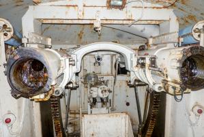Ligne Maginot - ROCHE LA CROIX (RLC) - (Ouvrage d'artillerie) - Bloc 5
Tourelle 75/33
Chambre de tir avec les deux tubes de 75