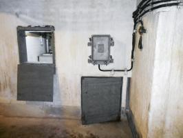 Ligne Maginot - SAINTE AGNES (SAG) - EO9 - (Ouvrage d'artillerie) - La cuisine
Passe-plats et accès local poubelle