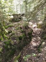 Ligne Maginot - GLASBRONN - (Casernement) - Tranchées vers le casernement.