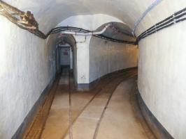 Ligne Maginot - BARBONNET (BT) - (Ouvrage d'artillerie) - Galerie avec au fond le morgue 