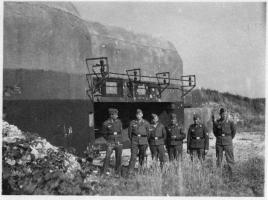 Ligne Maginot - SCHIESSECK - (Ouvrage d'artillerie) - Devant le bloc 2