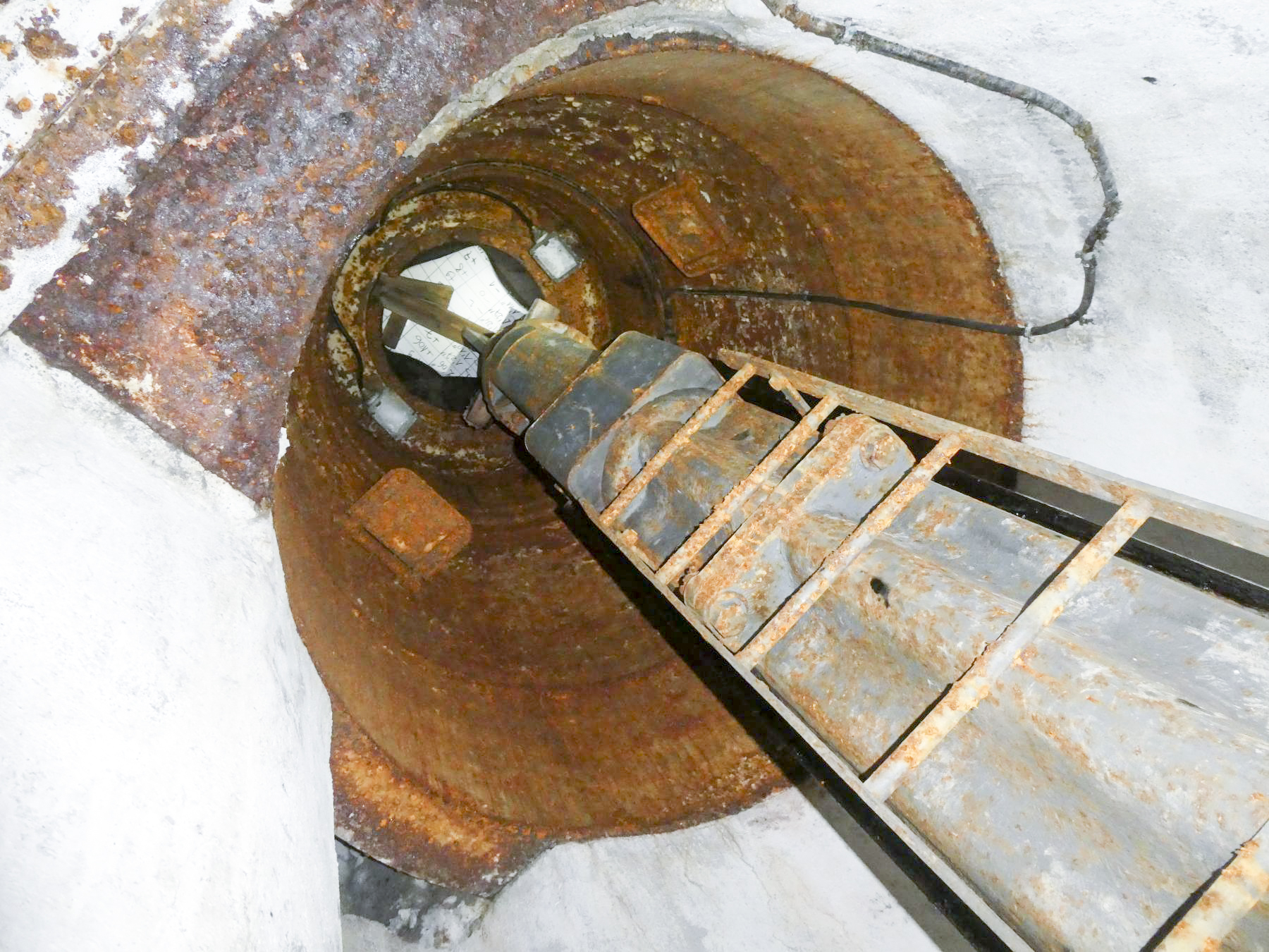 Ligne Maginot - SAINT OURS HAUT (SOH) - (Ouvrage d'artillerie) - Bloc 1
Cloche lance grenades