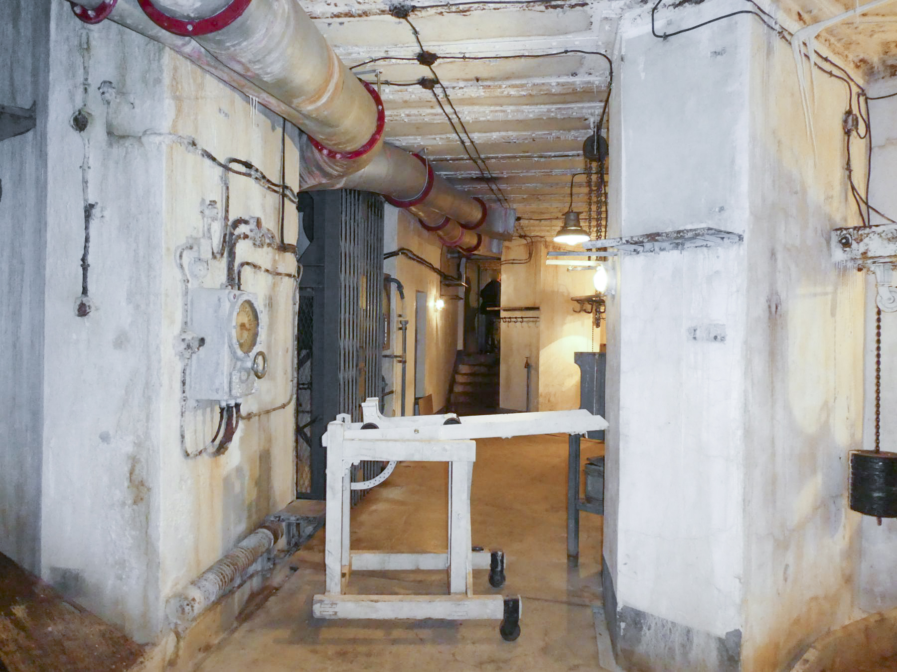 Ligne Maginot - AGAISEN (AN) - E03 - (Ouvrage d'artillerie) - Bloc 2
Mortier de 75
Support pour tube de rechange 