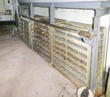 Ligne Maginot - BARBONNET (BT) - (Ouvrage d'artillerie) - Bloc 2
Casier à munitions de 75 avec deux crochets pour un tube de rechange, occupés là par l'écouvillon de nettoyage