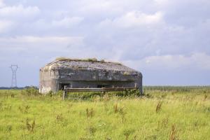 Ligne Maginot - B513 - WARGNIES LE GRAND - (Blockhaus pour canon) - 
