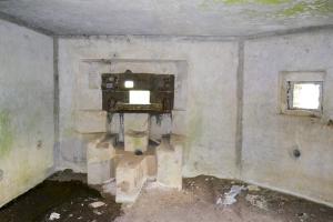 Ligne Maginot - B521 - STATION DE WARGNIES - (Blockhaus pour canon) - 