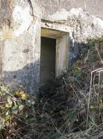 Ligne Maginot - B521 - STATION DE WARGNIES - (Blockhaus pour canon) - Porte d'accès à l'intérieur du blockhaus.
Entrée du personnel