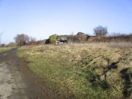 Ligne Maginot - JENLAIN - C14 - (Casemate d'infanterie) - Situé dans son environnement à proximité de la GR 122.