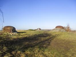 Ligne Maginot - JENLAIN - C14 - (Casemate d'infanterie) - Les 3 cloches.