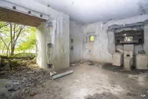 Ligne Maginot - B490 - CURGIES SUD-EST - (Blockhaus pour canon) - 