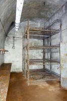 Ligne Maginot - LAVOIR - (Ouvrage d'artillerie) - Chambre de troupe
Noter les lits sur 4 étages !