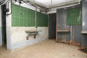 Ligne Maginot - LAVOIR - (Ouvrage d'artillerie) - Bloc 5
Etage inférieur
PC des 81