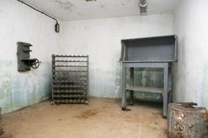 Ligne Maginot - LAVOIR - (Ouvrage d'artillerie) - Bloc 5
Etage inférieur
Magasin à munitions M3, atelier d'assemblage des fusées