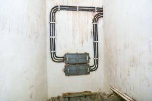 Ligne Maginot - ROCHE LA CROIX (RLC) - (Ouvrage d'artillerie) - Central téléphonique
Les deux panneaux muraux pour 32 abonnés chacun