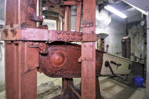 Ligne Maginot - EINSELING - A36 - (Ouvrage d'infanterie) - Axe pivot et balancier de la tourelle