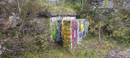 Ligne Maginot - MONT MOUREX (9° RAD) - (PC) - Le PC caché au fond de la carrière.