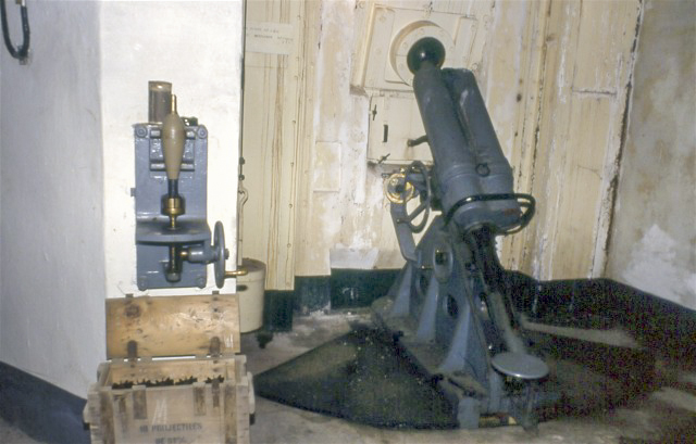 Ligne Maginot - BARBONNET (BT) - (Ouvrage d'artillerie) - Bloc 2
Mortier de 81 - 32